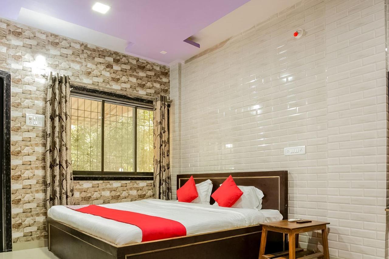 Oyo 63030 Mhatre Farm & Resort Chinchani Exterior foto